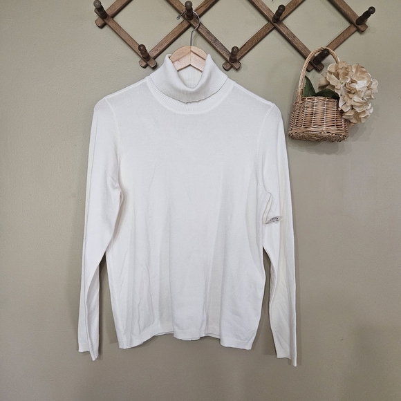 Chico’s Ivory Turtleneck Sweater NWT – Size 1 (M/L) – Cream Knit Pullover - Picture 7 of 7